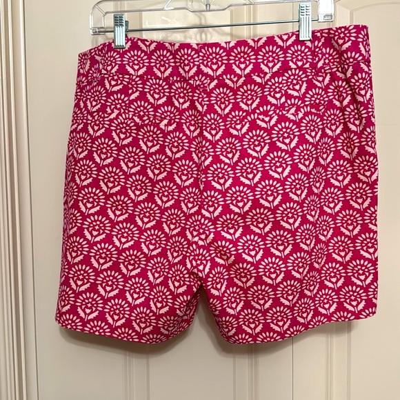 Loft Riviera Shorts - Picture 2 of 4